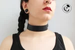 چوکر چرمی ساده پهن رنگ مشکی