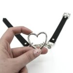 گردنبند چوکر مدل Chained HeArt - تصویر 4